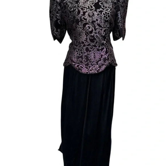 Jessica McClintock | Dresses | Jessica Mcclintock Black Velvet And Gold  Pattern Flutter Sleeve Gown | Poshmark